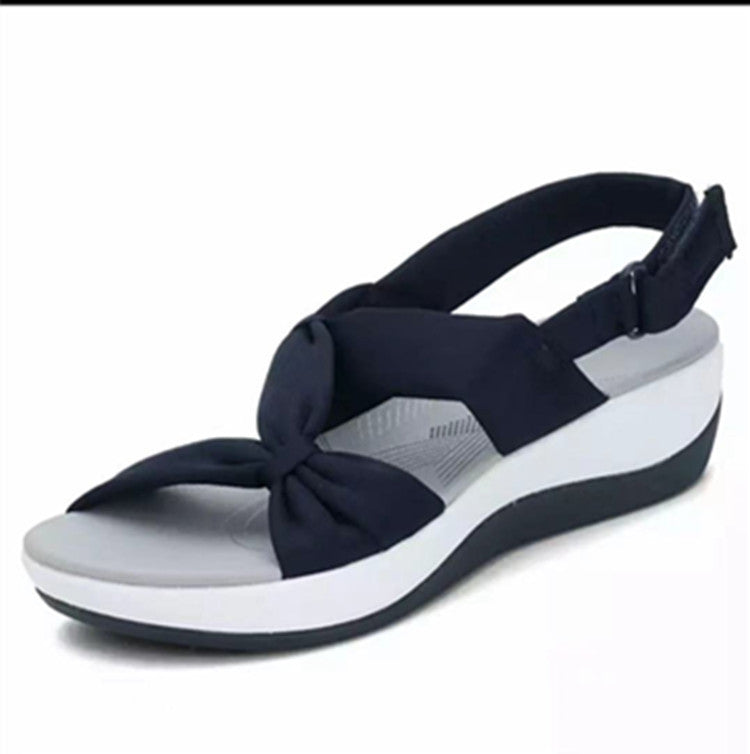 Dame nan lette plateau sandal med ergonomisk komfort fodseng og justerbar hælrem Skovae