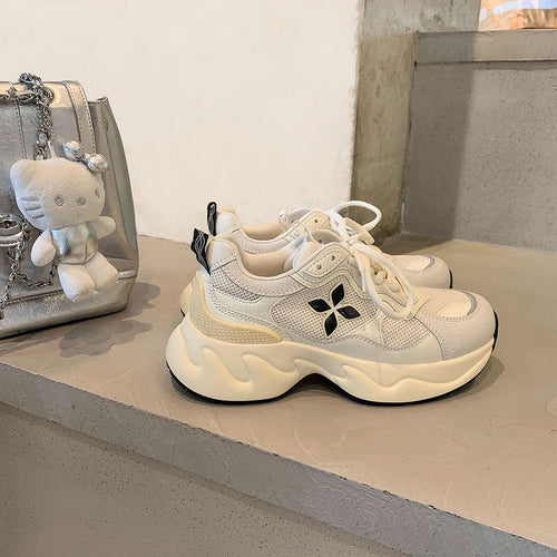 Dame trend sætning chunky sål sneakers med åndbare mesh-paneler Stilla