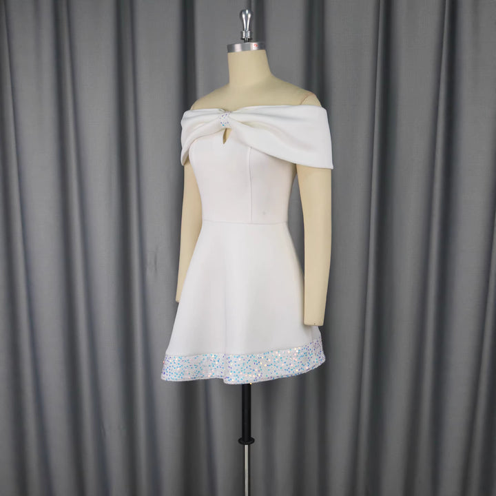 Damer Elegant Cocktailkjole med Off-Shoulder Design og dekoreret Sløjfe Skovae