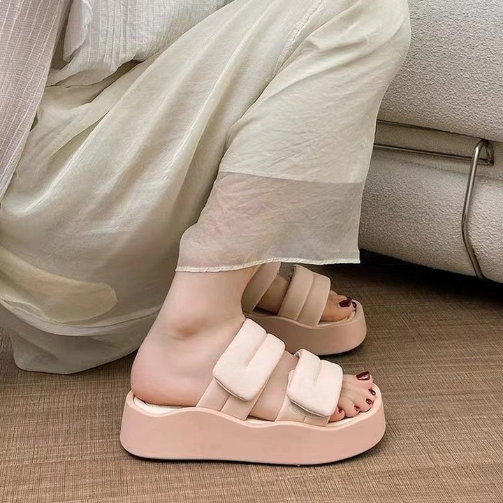 Dame slippers med brede stropper og ergonomisk fodseng Stilla