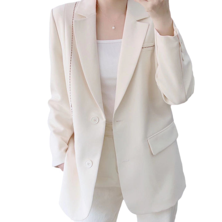 Dame Elegant Blazer med dekorative knapdetaljer og raffinerede accenter Stilla