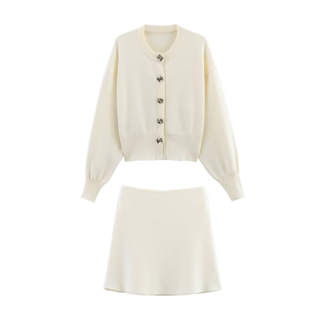 Femme Cozy Button-Up Cardigan Stilla