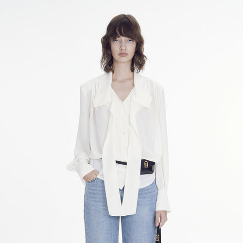 Dame elegant bluse med bånd og moderne detaljer Stilla