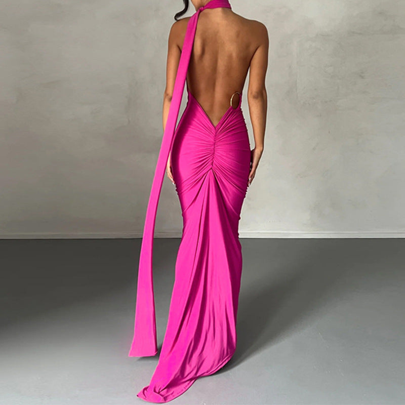 Dame elegant off-shoulder aftenkjole med slank silhuet Stilla