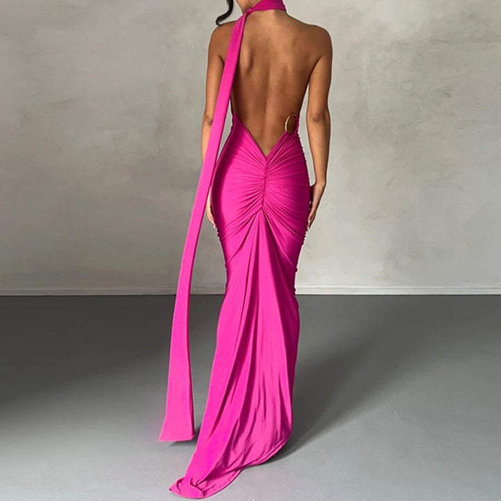 Dame elegant off-shoulder aftenkjole med slank silhuet Stilla