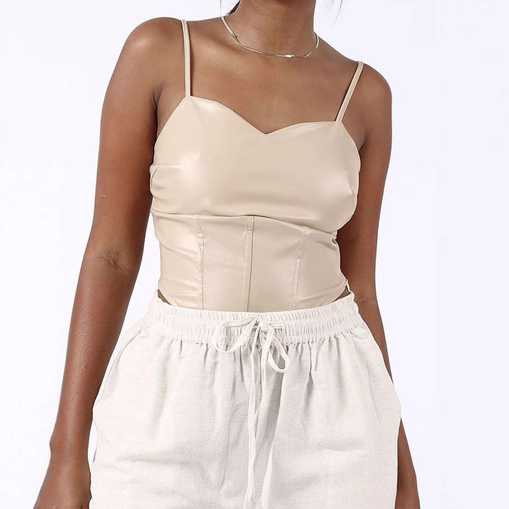 Dame cropped top med elegant V-udskæring og figursygt fit Skovae