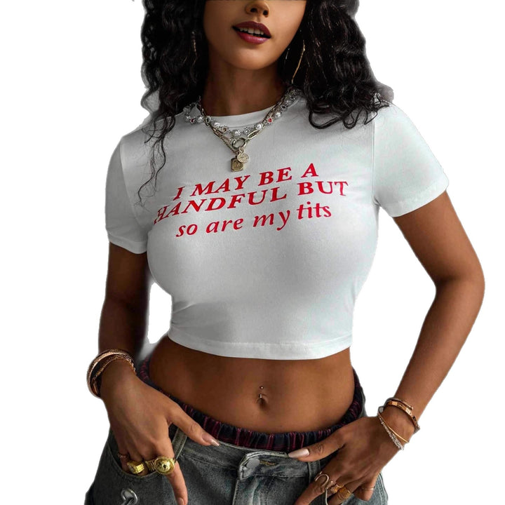 Dame Crop-T-Shirt med kreativ skriftligt design og tætsiddende snit Skovae