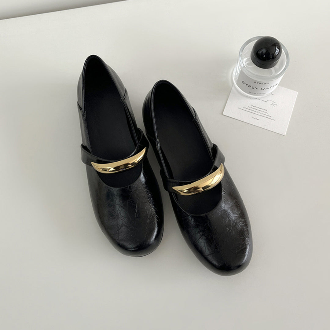 Dame elegante flade Mary Jane sko med dekorativ metalaccent Stilla
