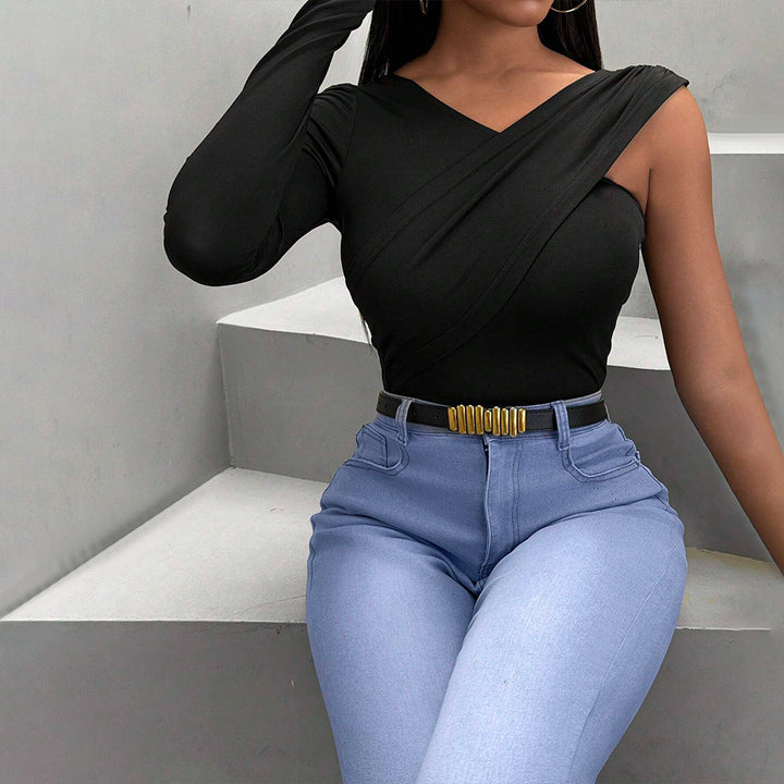 Dame Langærmet Bodysuit med Asymmetrisk Snit og Elegant Twist Design Stilla