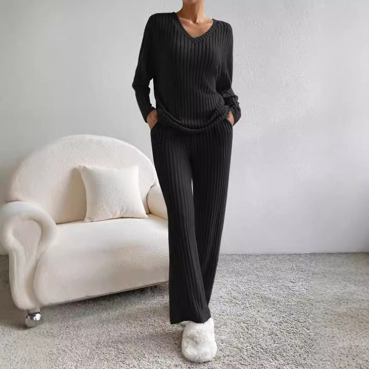 Dame afslappet strik-loungewear-sæt med V-hals og elastisk talje Stilla