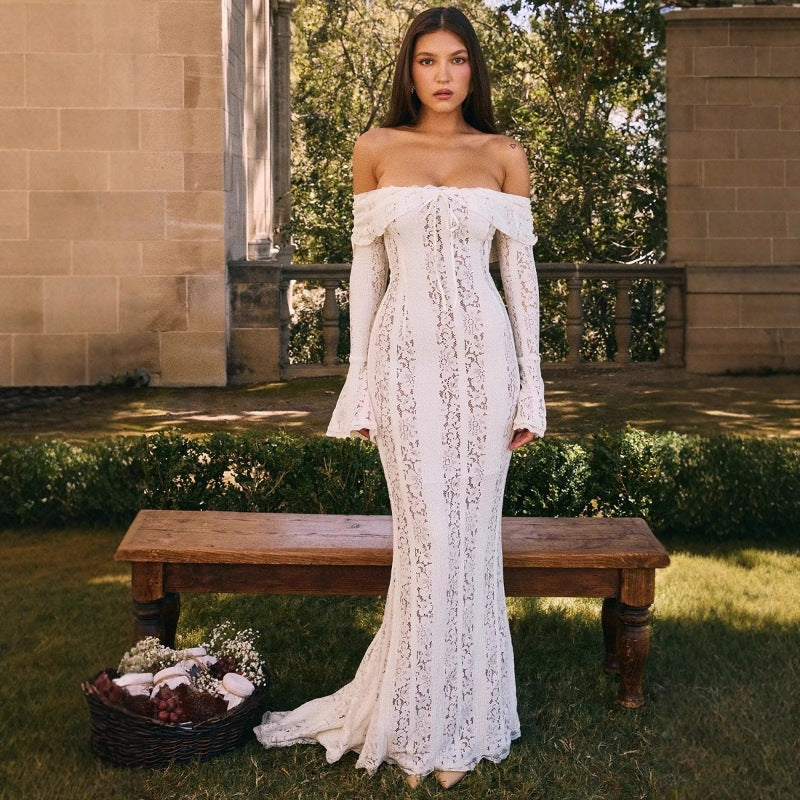 Damer Elegant Blondekjole i tætsiddende snit med Off-Shoulder Design Skovae
