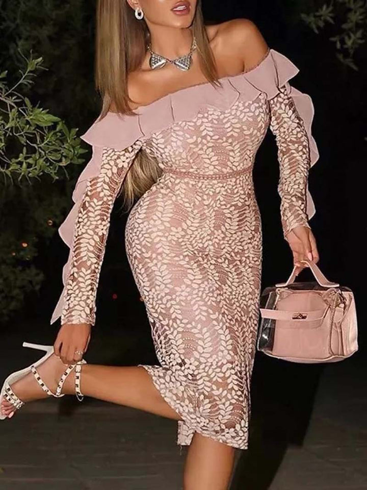 Dame Off-Shoulder Kjole med blomster-laceapplikationer og flæse-detaljer Stilla