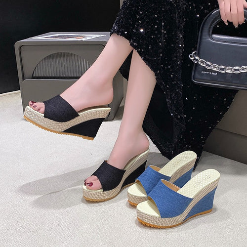 Dame Wedge-sandaler med komfortabelt remdesign og skridsikker sål Stilla