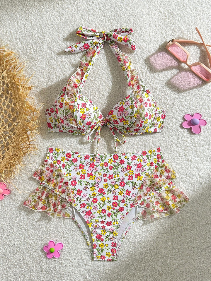 Dame bikini-sæt med legende floral-design og løst flæse-snit Stilla