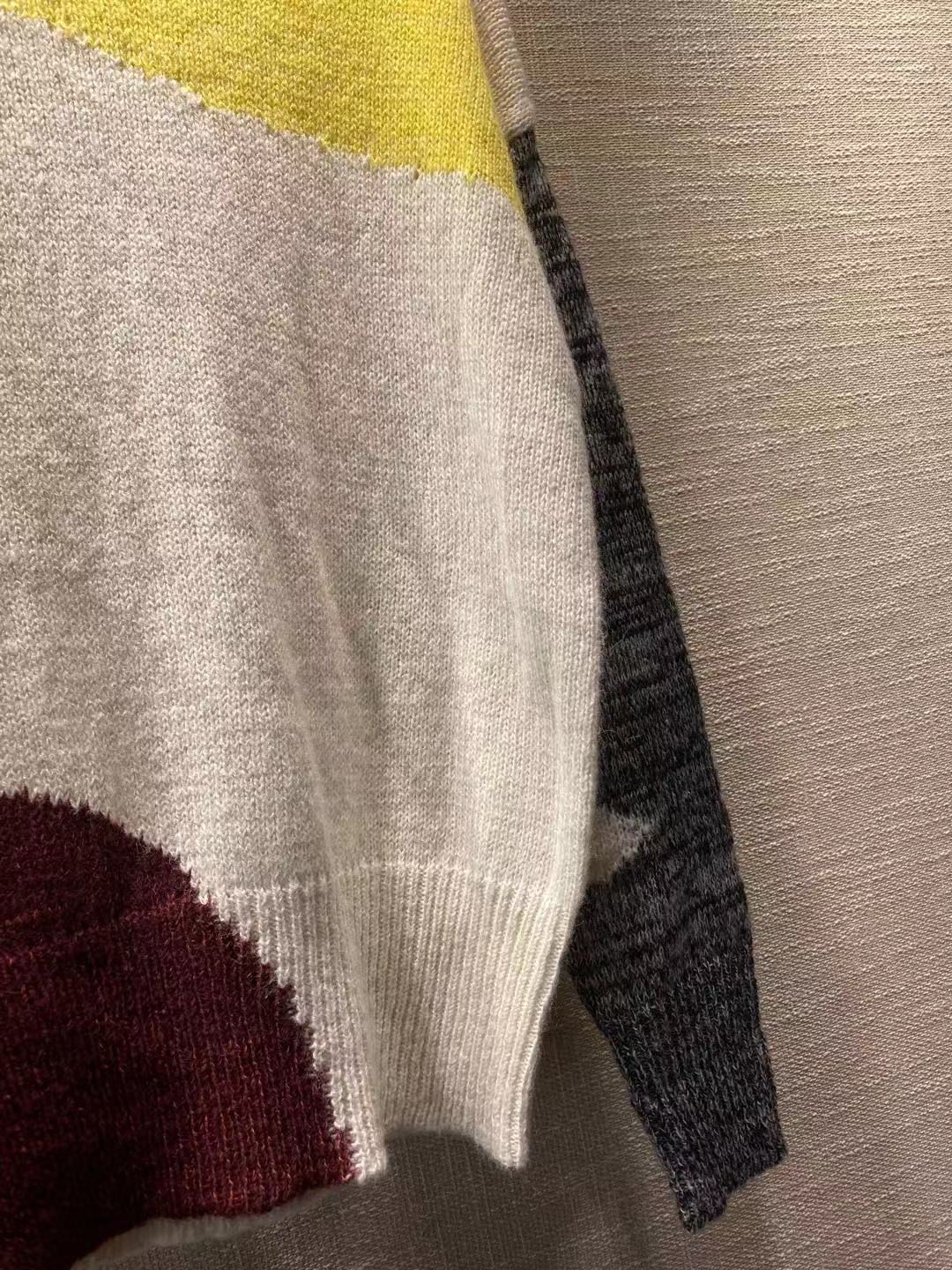 Dame strikpullover med kreativt farveblokdesign Stilla