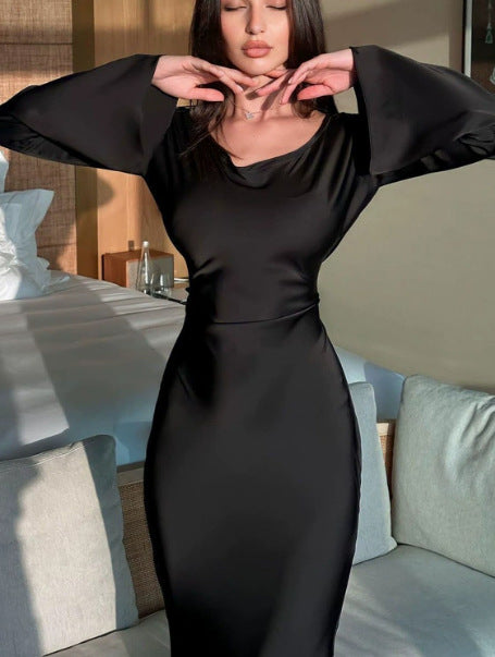 Dame elegant langærmet satin maxi kjole med brede ærmer Stilla
