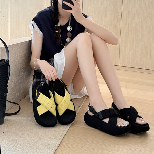 Femme Justerbare Krydsrem Sandaler Stilla