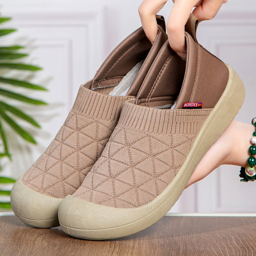 Dame Casual Slip-On Vandresko med struktureret overmateriale og adaptiv pasform Stilla
