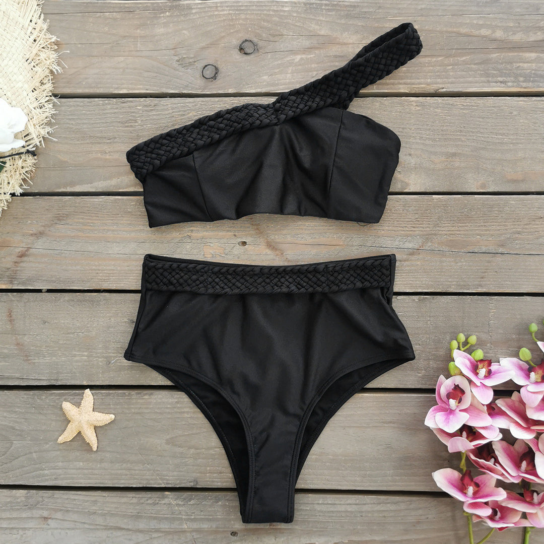 Dame bikini-sæt med innovativt bånddesign og højt skåret underdel Stilla