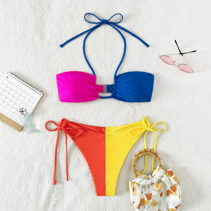 Dame Triangel-Bikini med justerbare sidesløjfer og innovativ skæring Skovae