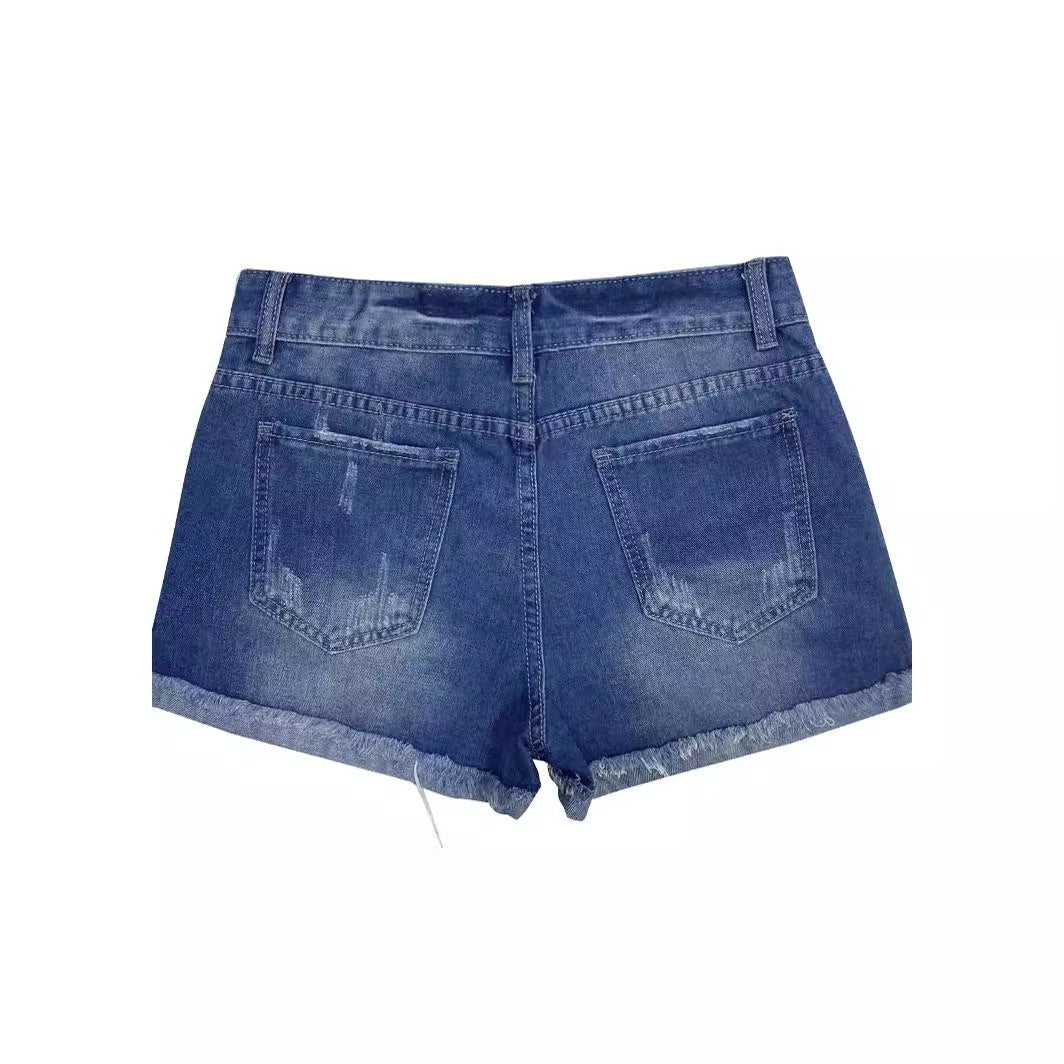 Dame jeansshorts med blomster broderi detaljer og frynset kant Stilla
