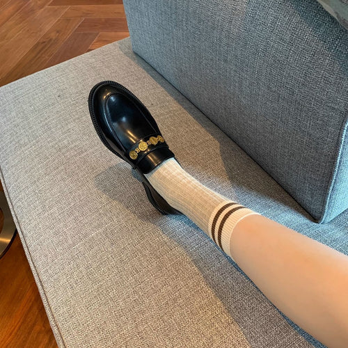 Dame Elegante Loafers med dekorative gyldne accenter Stilla