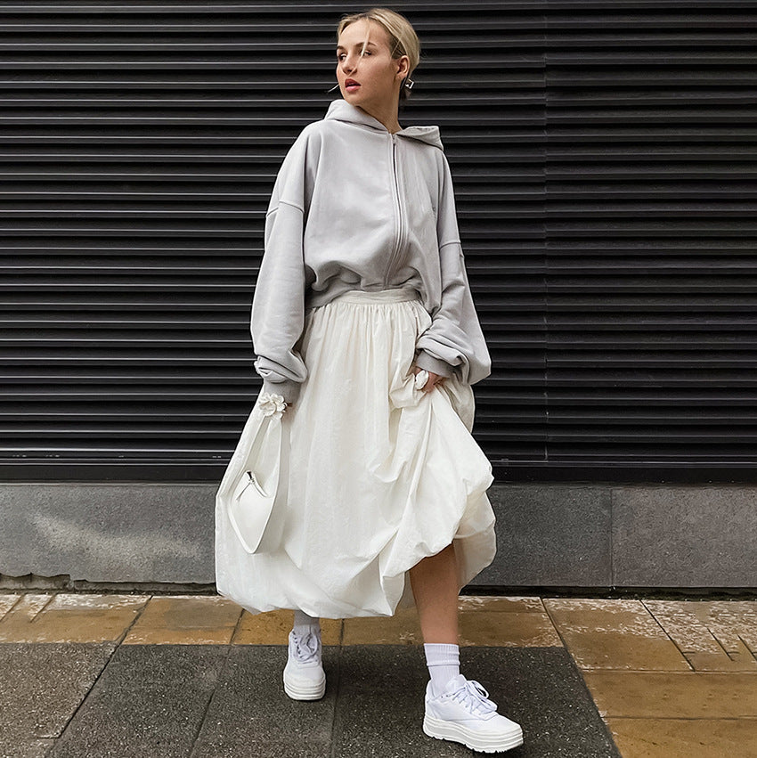 Dame Elegant strikpullover med voluminøse ærmer og smart kant Stilla