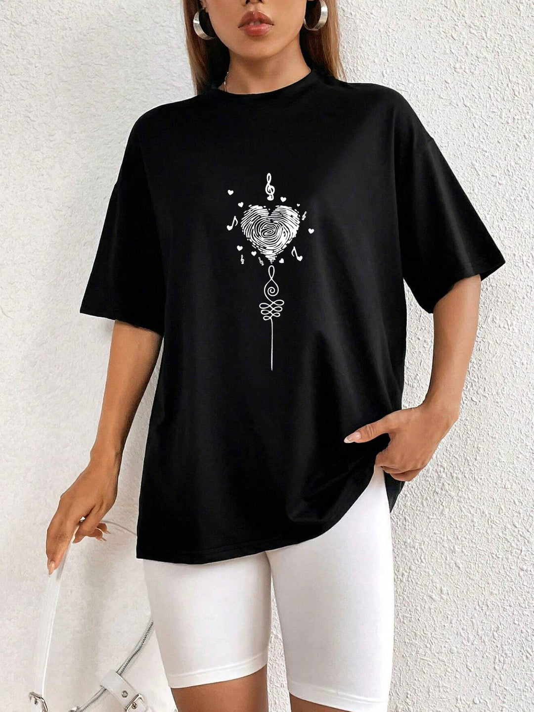 Dame Oversized T-Shirt med kreativt hjerte-design Stilla