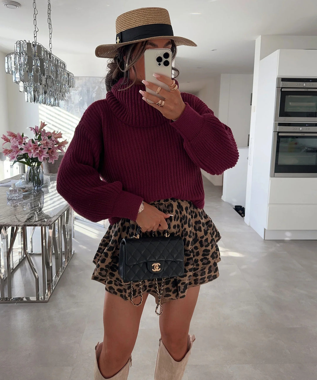 Kvinders chunky strikket sweater med høj krave og bredskårede ærmer Stilla
