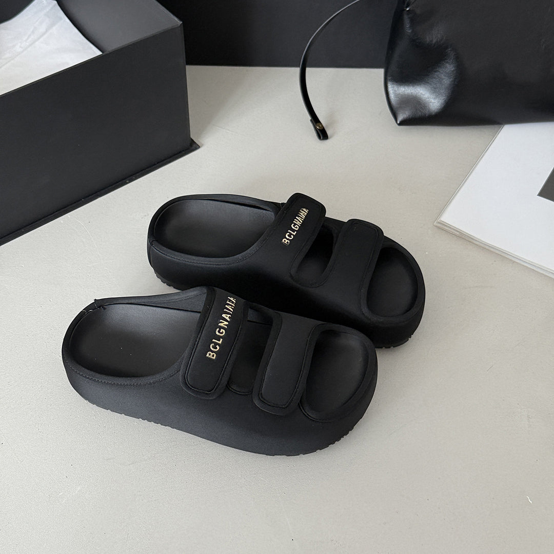 Femme Bequeme Slide Sandaler med justerbare remme Stilla