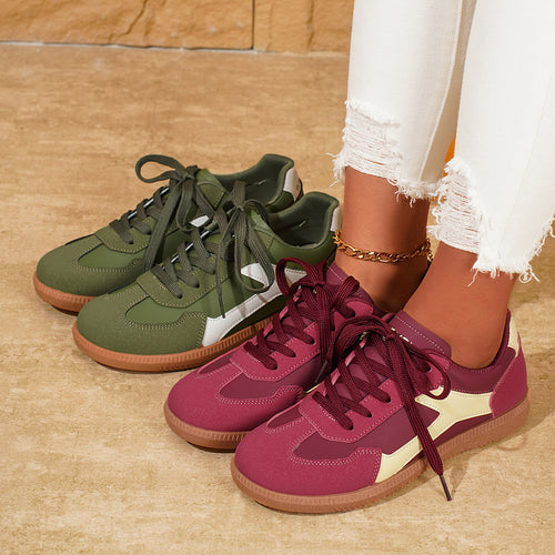Dame Sneakers i sporty design med åndbar overfladestruktur og skridsikker sål Stilla