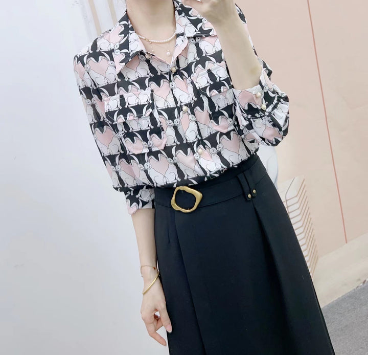 Dame Gennemsigtig Bluse med kunstnerisk Dyremotiv og elegante Detaljer Stilla