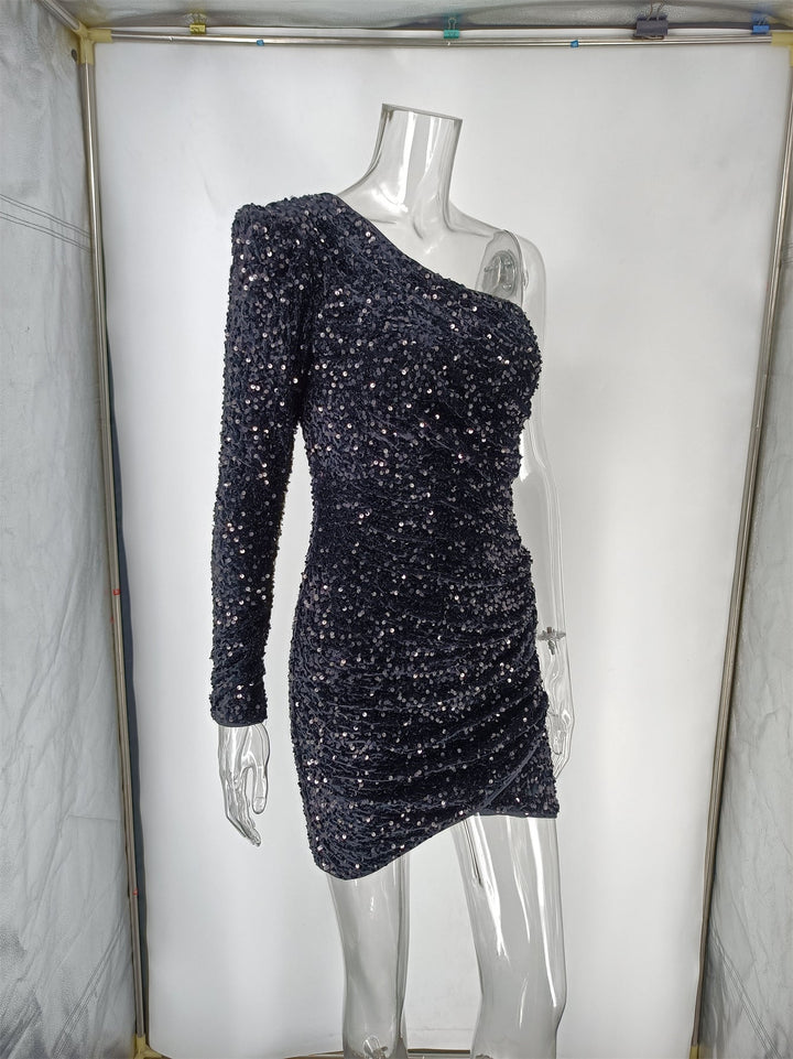 Stilla | En Skulder Langærmet Paljet Mini Bodycon Kjole