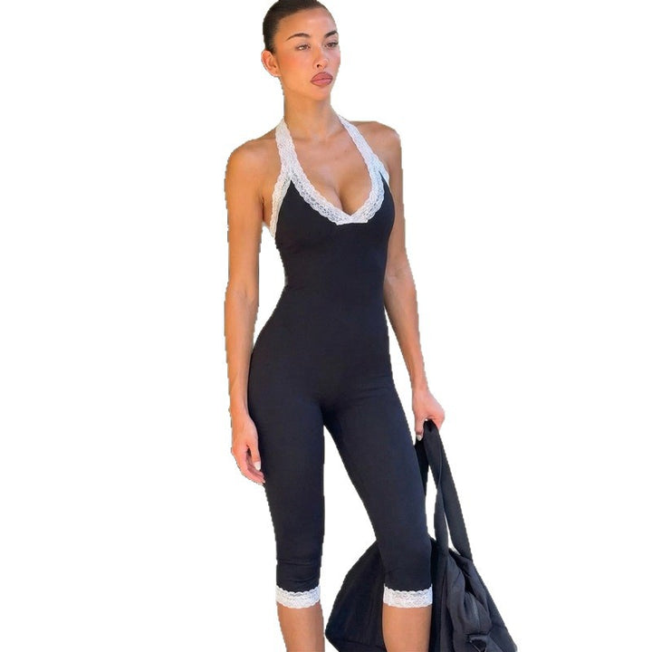 Dame Elegant Jumpsuit med spidsdetaljer og figursyet silhuet Skovae