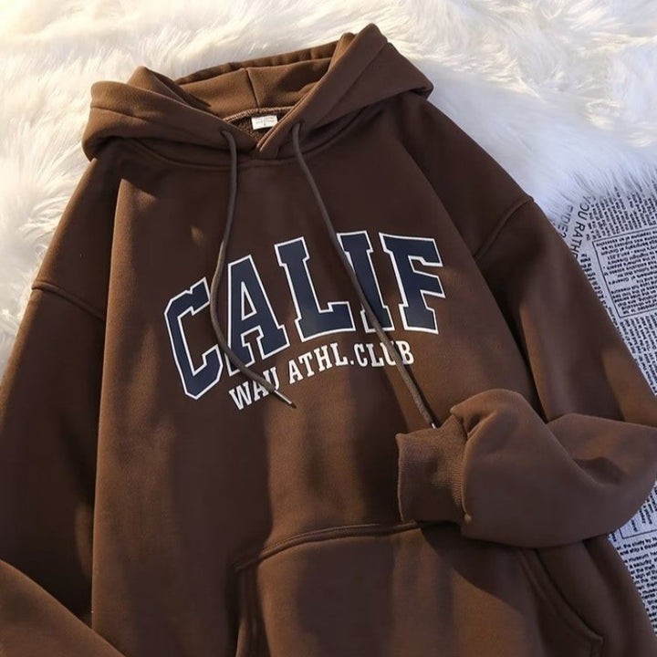 Dame hoodie med moderne sportsdesign Skovae