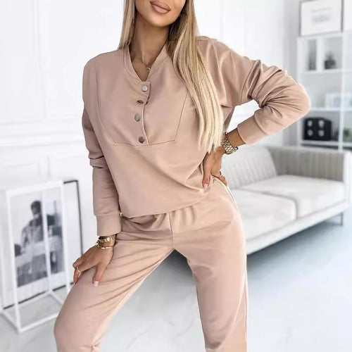 Dame elegant Lounge-set med knapdetaljer og blødt stof Stilla