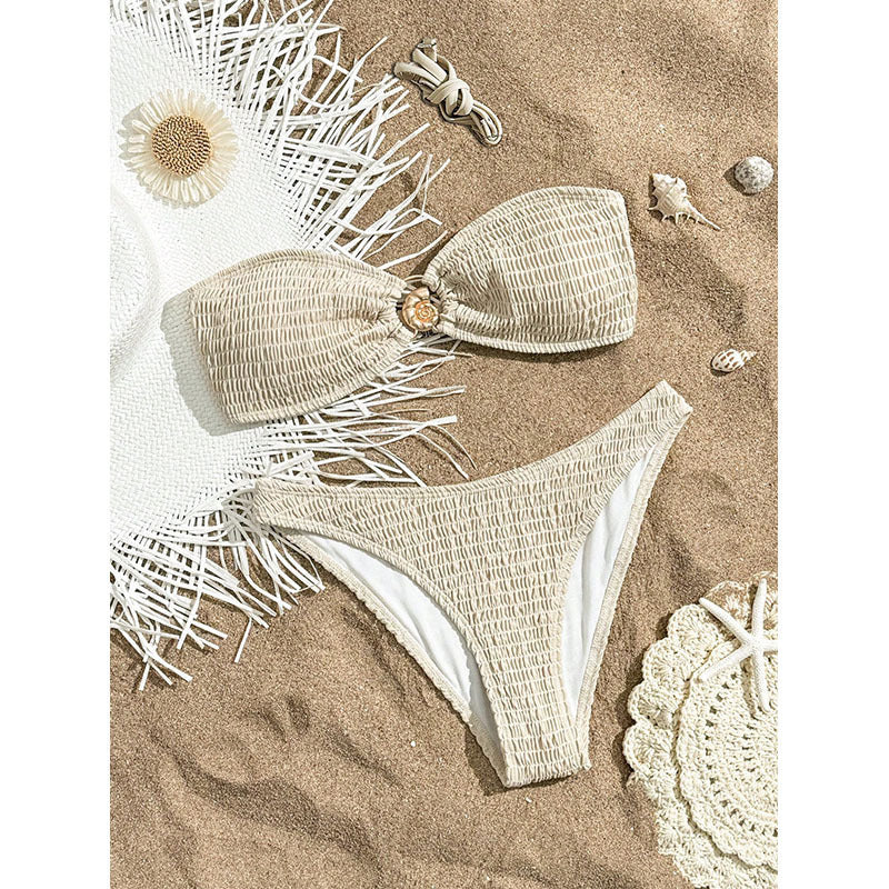 Dame bandeau bikini med raffineret flæsedesign Skovae
