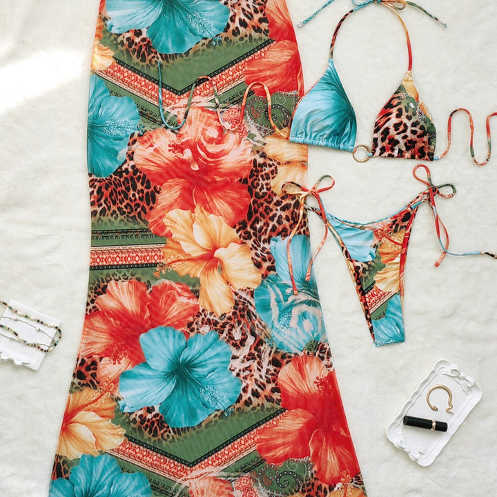 Dame bikini-sæt med blomstret design og forførende detalje Stilla