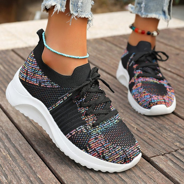 Dame Sporty Sneakers med åndbart strik-overflade og polstret sål Stilla