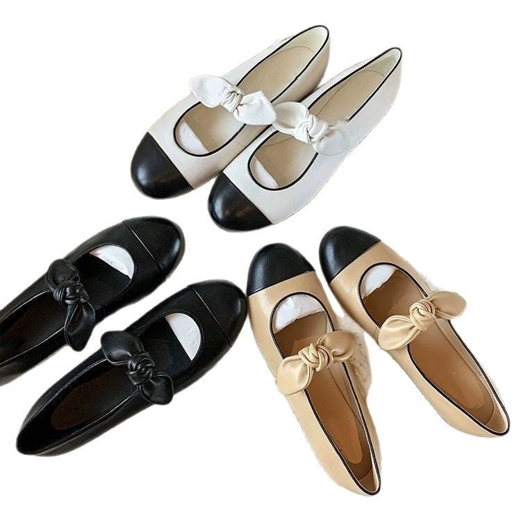 Dameballerinas med fashionable sløjfede accenter og elegant tofarvet udseende Stilla
