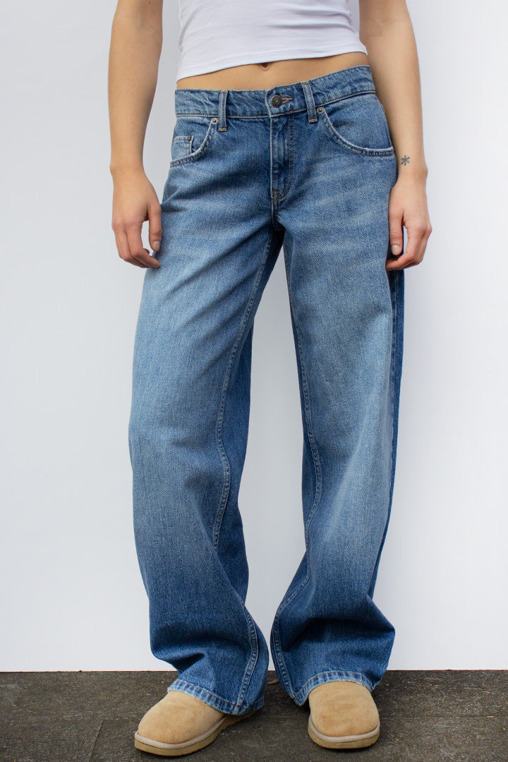 Dame brede jeans i afslappet snit med høj talje Stilla