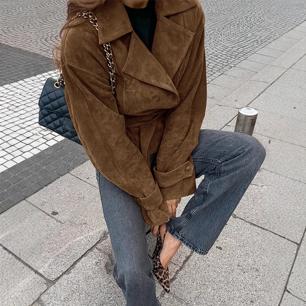Dame Mode Suede Jakke med figursyet bælte Stilla