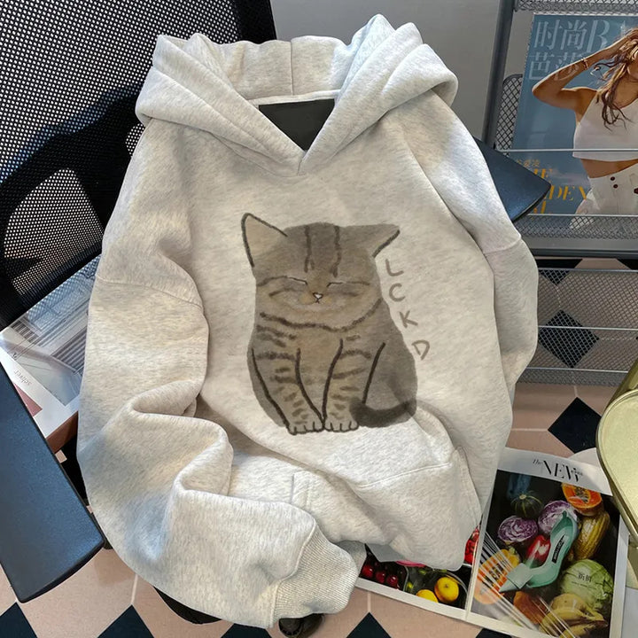 Dame hoodie med unikt kattemotiv og komfortabel pasform Stilla