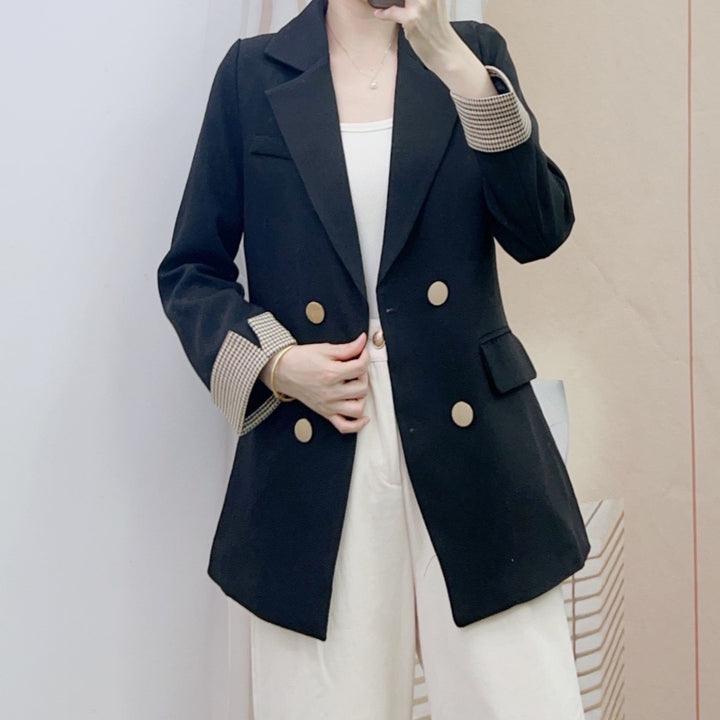 Dame elegant blazer med dobbelt række knapper og moderigtige applikationer Stilla