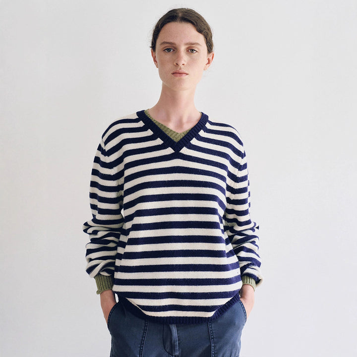 Kvinderne V-hals sweater med stribet mønster Stilla