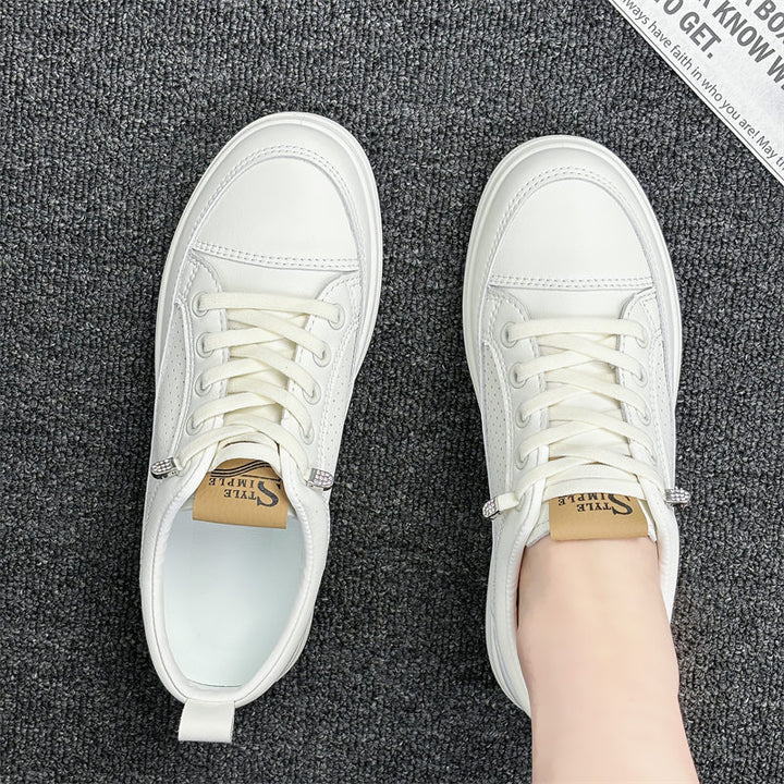Dame Komfort-sneaker med åndbare overfladematerialer og stødabsorberende teknologi Stilla