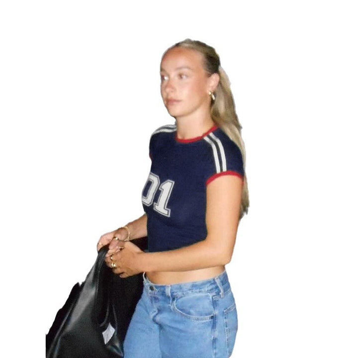 Dame moderigtigt one-shoulder top lavet af blødt flydende materiale Skovae