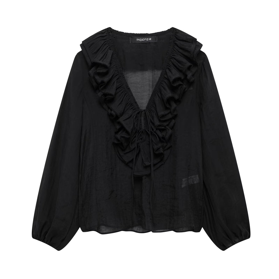 Femme Rynk Off-Shoulder Bluse med Snøre Detalje Stilla