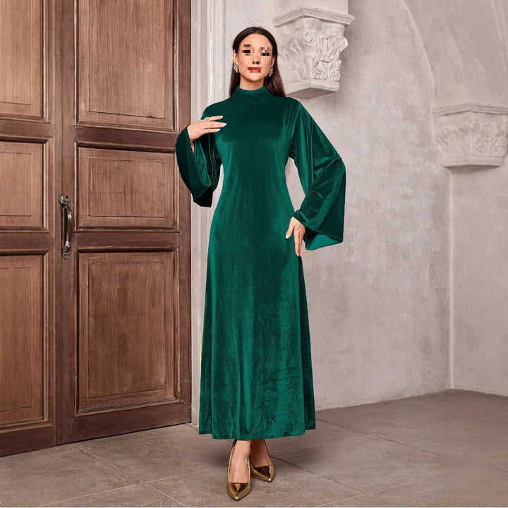 Dame velour kjole med elegant ståkrave og voluminøse ærmer Stilla