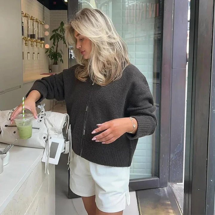 Kvinders oversized strikjakke med fuld lynlås Stilla
